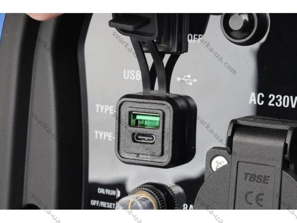 Фото 16 - Генератор інверторний Ultimatron ULT-3300-EU 3 кВт